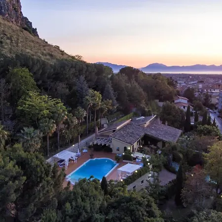 Regina Di Sicilia Villa Partinico